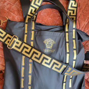 NWOT rsace Crossbody Handbag Gym Weekender Traveler Bag Luggage Holdall Carry-on